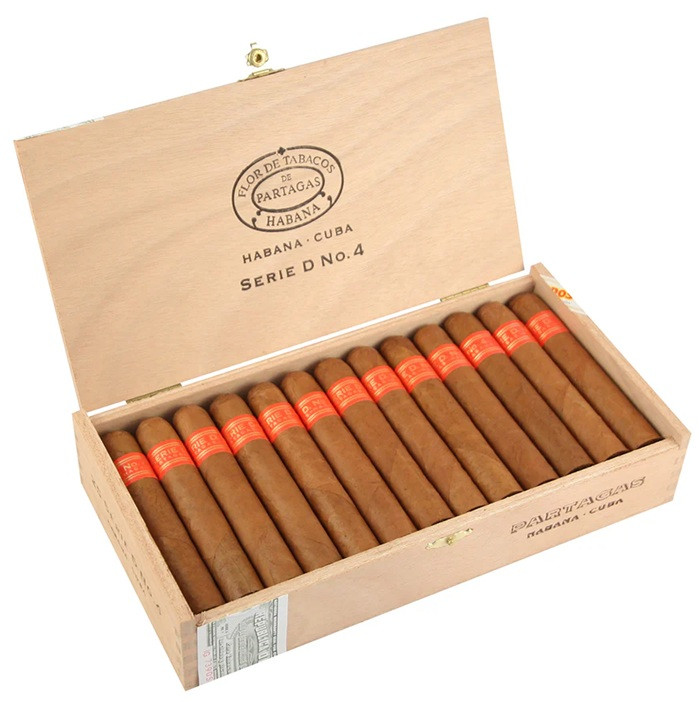 Charuto Partagas Serie D4 jundiai